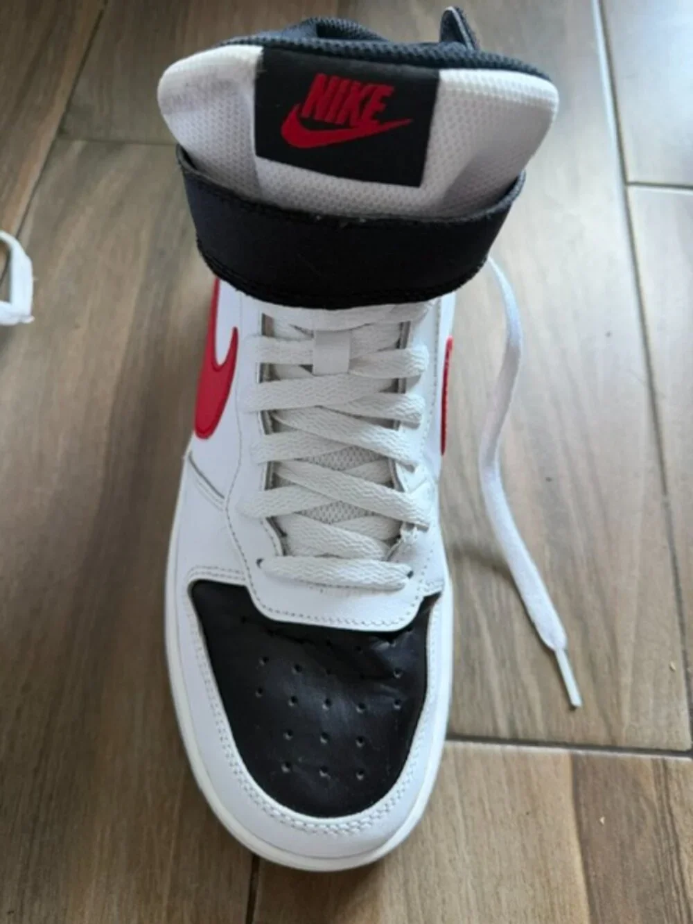 Nike High-top Sneakers 7 Youth Size